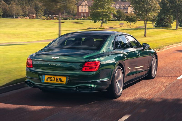 Giá gói Styling Specification cho Bentley chưa được công bố, các khách hàng có thể đặt mua tại các mạng lưới bán lẻ của Bentley khi mua Flying Spur 2020 mới hoặc mua thêm khi đã sở hữu Flying Spur.