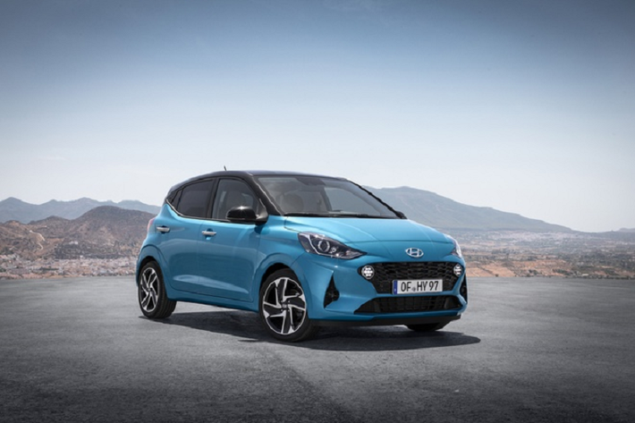 Chia sẻ với tờ AutoWeek, giám đốc bộ phận định giá và sản phẩm thương hiệu Raf Van Nuffel của Hyundai cho biết hãng xe Hàn Quốc đang điện hóa hàng loạt các dòng xe, từ cao cấp tới bình dân tuy nhiên với Hyundai Grand i10 mới thì chưa có dự tính.