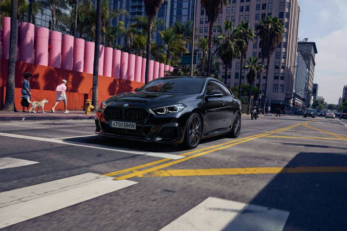 Đối với phiên bản M235i xDrive Gran Coupe với sức mạnh lên tới 302 mã lực, chủ sở hữu phải chi trả số tiền lên tới 63,127 Euro (68,350 Đô).
