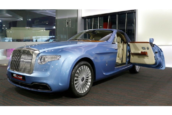 Xe siêu sang Rolls-Royce Hyperion là một sản phẩm sáng tạo của hãng thiết kế danh tiếng Pininfarina, xe hiện đang thuộc sở hữu của AlAinClassMotors - một đại lý xe hơi ở Dubai. AlAinClassMotors đã cố gắng rao bán Hyperion trong nhiều năm nay nhưng dường như không ai quan tâm đến nó.