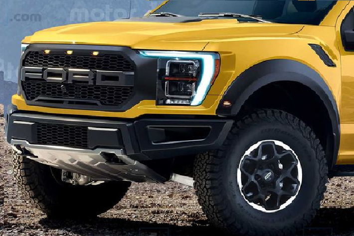 Xe có lưới tản nhiệt mới, vẫn đi kèm chữ Ford in đậm quen thuộc, đèn pha cũng được thiết kế lại, độc đáo hơn với đèn ngày bao quanh và kéo dài vào lưới tản nhiệt. Ngoài ra, chiếc xe còn có gương chiếu hậu mới và các bánh xe mới. Đây đều là những thay đổi nhỏ.