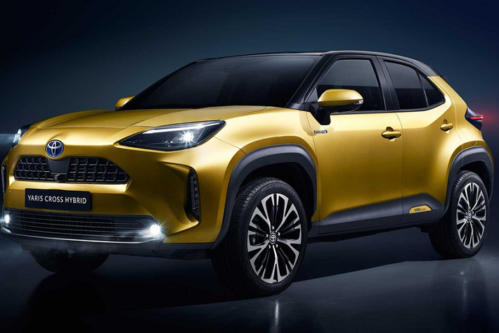 Toyota trình làng mẫu SUV hạng B mang tên Yaris Cross. Giống với tên gọi, Toyota Yaris Cross 2021 mới được phát triển từ mẫu Yaris với nền tảng TGA-B. Yaris Cross là mẫu xe thứ 3 trong gia đình Yaris.