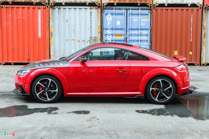 Khác với các hãng độ khác, ABT Sportsline không sản xuất đại trà các gói bodykit. Hãng này chỉ sản xuất khi có đơn đặt hàng. Do đó, bộ bodykit này mất khoảng 2 tháng để về đến Việt Nam.