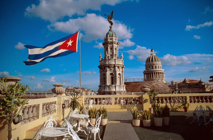 Trong một thế kỷ qua, đất nước Cuba đã và đang vươn mình, thay đổi “da thịt” vô cùng ngoạn mục. Ảnh pesa.