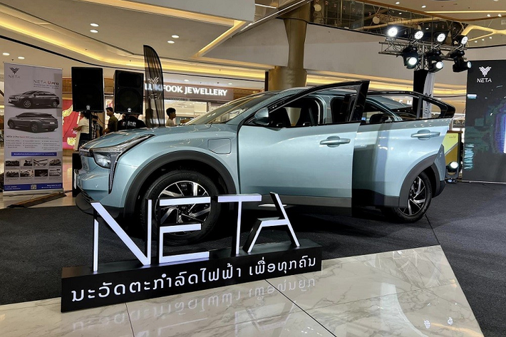Tịa Trung Quốc, mẫu xe SUV điện Neta U Pro 2022 có 4 phiên bản với phạm vi di chuyển 400 km, 500 km và 610 km. Tuy nhiên, ở thị trường Lào, Neta U Pro chỉ có phiên bản 500 km.