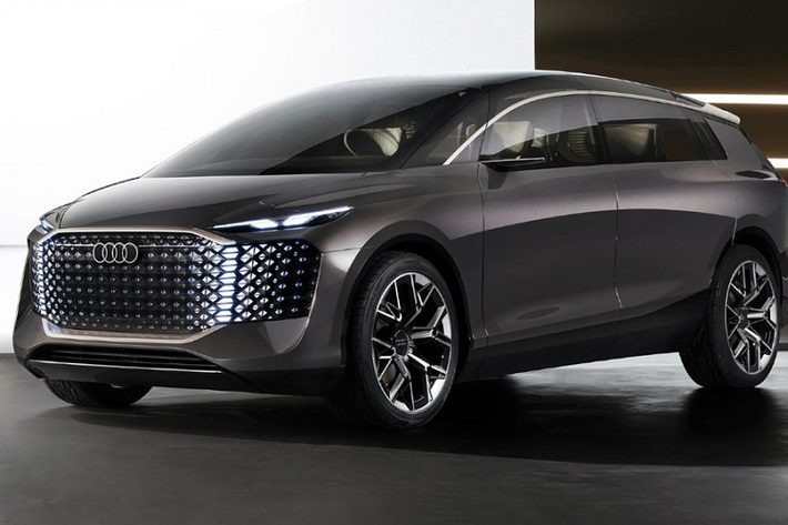 Audi vừa chính thức giới thiệu mẫu xe mới thuộc dòng xe ý tưởng "sphere" với tên gọi Urbansphere. Khác với Skysphere (xe thể thao) và Grandsphere (xe sedan cỡ lớn), chiếc Audi Urbansphere 2023 mới này mang thiết kế minivan với trang bị động cơ điện, được tạo ra nhằm sử dụng trong các đại đô thị trong tương lai và ưu tiên nâng cao trải nghiệm hành khách ngồi bên trong xe.