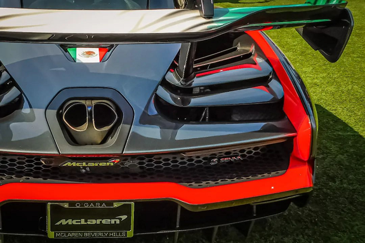 Về mặt vận hành, McLaren Senna XP vẫn được trang bị khối động cơ V8 dung tích 4.0L, công suất tối đa 800 mã lực và mô-men xoắn cực đại 800 Nm.