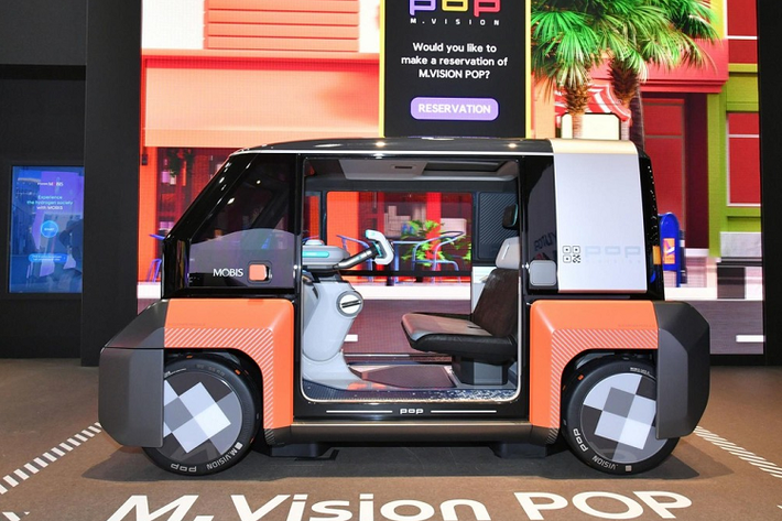 Hyundai Mobis là nhà cung cấp ôtô lớn thứ 7 trên thế giới, và công ty thường xuyên trình bày những mẫu concept thú vị tại Triển lãm Điện tử Tiêu dùng (CES). Năm nay cũng không khác biệt khi họ đã giới thiệu tới công chúng hai mẫu xe điện Hyundai M.Vision Pop và M.Vision 2Go.