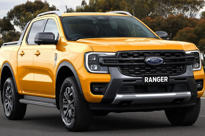 Hiện hãng Ford chưa công bố thông số vận hành của các loại động cơ kể trên. Chỉ biết rằng, các động cơ của xe sẽ đồng hành với hộp số tự động 10 cấp như trước hoặc hộp số sàn 6 cấp mới.