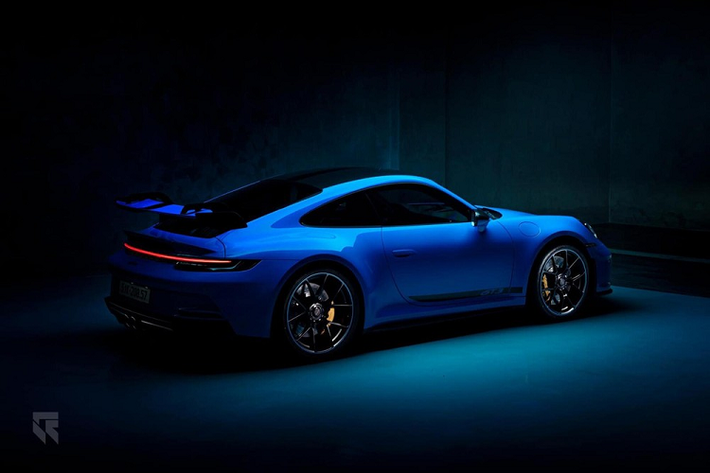 Theo tìm hiểu, chiếc Porsche 911 GT3 của Cường Đô la có ngoại thất màu xanh dương Shark Blue khá hiếm hoi tại Việt Nam. Ở nước ngoài, tùy chọn sơn này có giá 4.338 USD (khoảng 99 triệu đồng). Ước tính giá xe Porsche 911 GT3 2022 sau khi đeo biển trắng tại Việt Nam rơi vào khoảng trên 16 tỷ đồng.
