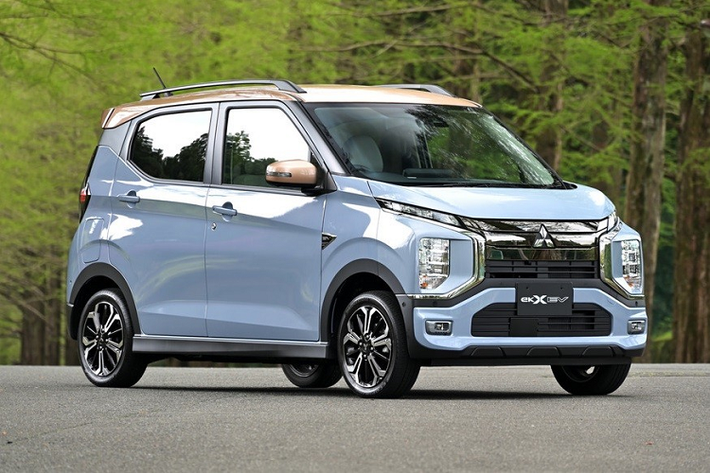 Tại triển lãm Tokyo Auto Salon 2022 diễn ra vào hồi đầu năm nay, hãng xe Nhật Bản đã bất ngờ giới thiệu mẫu xe ôtô điện mang tên Mitsubishi K-EV concept X style mới. Đến nay, phiên bản thương mại của mẫu xe concept này đã chính thức trình làng.