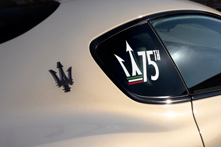 Cùng với các bức ảnh, Maserati cũng tiết lộ GranTurismo 2022 sẽ được trang bị động cơ V6 Nettuno mới tương tự như trên Maserati MC20 và MC20 Cielo. Nhiều khả năng động cơ V6 3.0 lít tăng áp kép sẽ được tinh chỉnh lại khác với mức công suất 620 mã lực và mô-men xoắn 730 Nm đang có trên MC20.