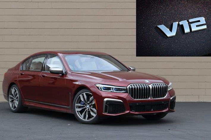 Đầu năm nay, hãng xe Đức đã tuyên bố BMW ngưng sản xuất động cơ V12. Lý do chính đến từ các tiêu chuẩn khí thải mới được áp dụng tại châu Âu trong tương lai sẽ trở thành rào cản với mẫu sedan hiệu năng cao đầu bảng của BMW. Để khép lại một "triều đại", hãng đã tạo ra 12 chiếc BMW M760Li xDrive cuối cùng thuộc series The Final V12.