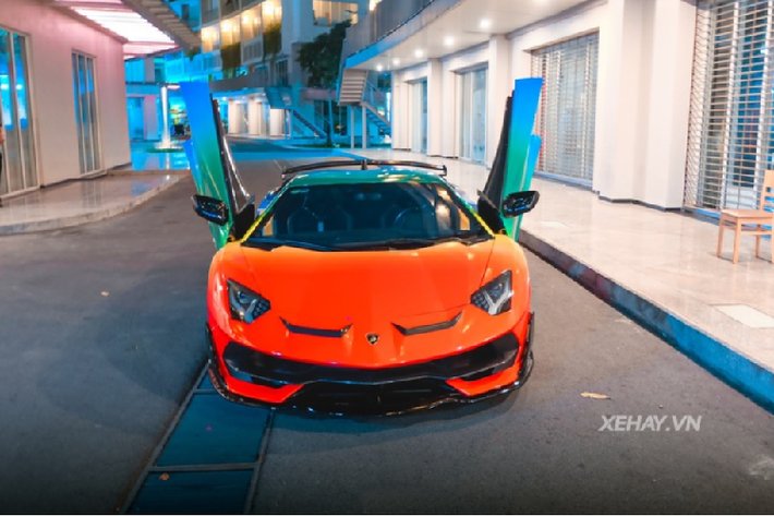 Lamborghini Aventador SVJ là phiên bản mạnh mẽ nhất của dòng xe Aventador được sản xuất với số lượng giới hạn, cả Việt Nam hiện cũng chỉ có khoảng 5 chiếc Aventador SVJ.