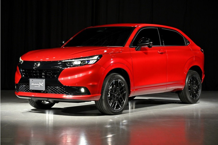 Modulo hiện là cái tên đã không còn xa lạ với người dùng Honda. Đây chính là thương hiệu chuyên sản xuất phụ kiện độ chính hãng cho những mẫu xe Honda trong nhiều năm qua. Trong triển lãm Tokyo Auto Salon 2022 hiện đang diễn ra tại Nhật Bản, lại có thêm một mẫu xe Honda độ Modulo nữa được trình làng. Được gọi bằng cái tên Honda HR-V e:HEV Modulo X Concept, mẫu xe này ra đời dựa trên mẫu SUV cỡ B của hãng Honda.