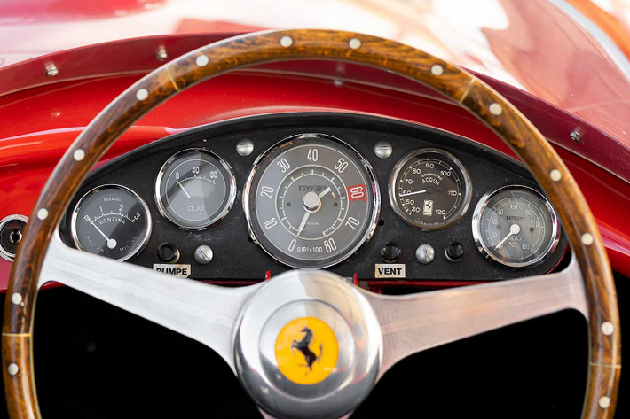 Ông đã đưa Carroll Shelby vào sử dụng chiếc Ferrari, người đã giành chiến thắng trong cuộc đua đầu tiên tại sự kiện Seafair ở Bremerton, Washington. Từ năm 1956 đến năm 1958, chiếc xe này đã tham gia gần 40 cuộc đua, trong đó có 11 chiến thắng và 19 lần về đích.