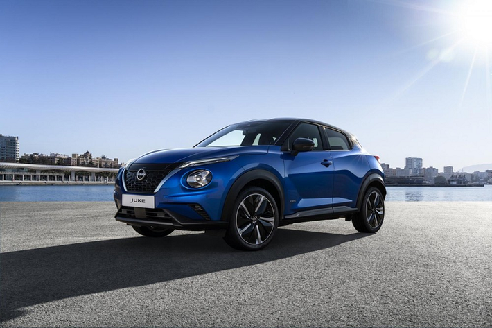 Từ nay đến năm 2030, hãng Nissan đã đặt mục tiêu là biến toàn bộ dòng sản phẩm của mình thành xe năng lượng mới, bao gồm ôtô điện, xe plug-in hybrid và hybrid. Để thực hiện mục tiêu đó, hãng đã bổ sung phiên bản Nissan Juke Hybrid 2022 mới cho dòng SUV cỡ B ở thị trường châu Âu.
