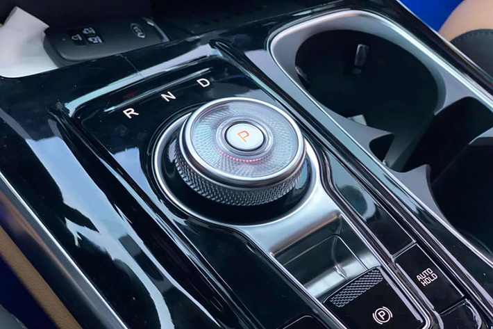 Bên cạnh phiên bản máy xăng V6, Kia Carnival 2022 bán chạy nhất ở các phiên bản máy dầu, vốn mang tính kinh tế cao