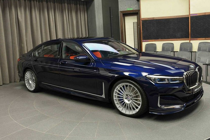 Khá bất ngờ khi BMW sẽ tiếp quản Alpina, không rõ hãng xe Đức sẽ có kế hoạch gì khi đưa Alpina về chung một nhà. Chỉ biết rằng Alpina sẽ tiếp tục sản xuất các phiên bản điều chỉnh dựa trên xe BMW cho đến hết năm 2025.