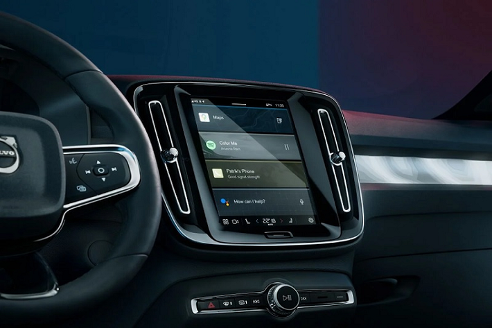 Điểm mạnh của Vovlo C40 Recharge 2022 mới là hệ thống hỗ trợ người lái và an toàn cho người ngồi trên xe. Các hệ thống khác cũng được đánh giá tốt là hỗ trợ tránh va chạm, giảm thiểu va chạm trên đường bộ, cảnh báo giao thông cắt ngang với phanh tự động, ghế ngồi giảm nguy cơ chấn thương do va quệt, túi khí và trang bị an toàn cho trẻ em.