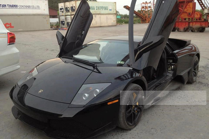 Một chiếc siêu xe Lamborghini Murcielago LP640.