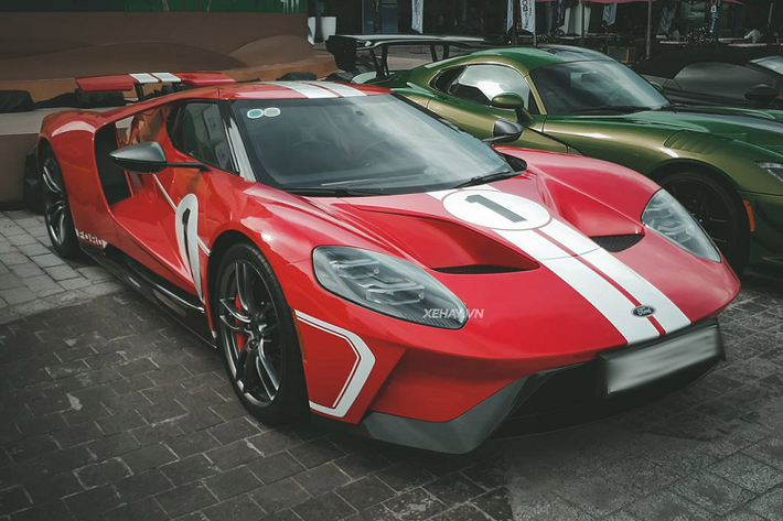 Cung cấp “sức mạnh” cho Ford GT ’67 Heritage Edition là khối động cơ EcoBoost V6, tăng áp kép, dung tích 3,5 lít, tạo ra công suất tối đa 647 mã lực và 746 Nm. Sức mạnh của xe được truyền tới cầu sau qua hộp số ly hợp kép 7 cấp Powershift. Nhờ đó, xe có thể tăng tốc 0-100km/h trong 3 giây và đạt vận tốc tối đa 348 km/h.