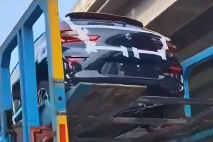 Tại thị trường Indonesia, giá xe Suzuki Baleno 2022 được đồn là dao động từ 262,9 - 274,9 triệu Rupiah (410 - 429 triệu đồng), tăng khoảng 8 triệu Rupiah (12,5 triệu đồng) so với phiên bản cũ.