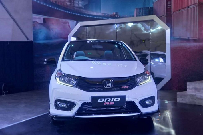 Lần đầu tiên trình làng tại thị trường Indonesia vào năm 2012, Honda Brio đã đạt doanh số cộng dồn hơn 435.000 xe. Nhờ đó, đây chính là "vua doanh số" trong phân khúc xe đô thị và xe tiết kiệm xăng tại đất nước vạn đảo này.