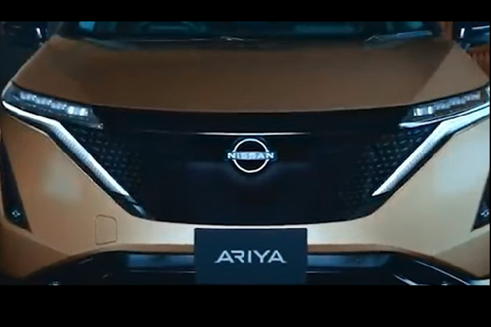 Nhân dịp Tết Âm lịch, Nissan Malaysia đã tung ra một đoạn video chào năm Nhâm Dần. Trong đoạn video này, hãng Nissan đã hé lộ một số mẫu xe mới sẽ ra mắt thị trường Malaysia trong năm nay. Một trong số đó có mẫu SUV thuần điện Nissan Ariya. Việc Nissan Ariya 2022 mới được bán tại thị trường Malaysia không có gì bất ngờ. Từ năm 2020, đã có thông tin không chính thức về việc mẫu SUV điện này được bán tại Malaysia.