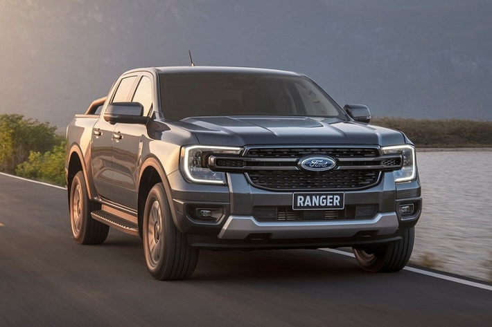 Ford Ranger 2022 mới lần đầu tiên trình làng tại thị trường Úc vào cuối năm ngoái. Mãi đến nay, thông số động cơ của mẫu xe bán tải này ở xứ sở kangaroo mới được công bố. Theo đó, tại thị trường Úc, Ford Ranger 2022 có tổng cộng 4 tùy chọn động cơ.