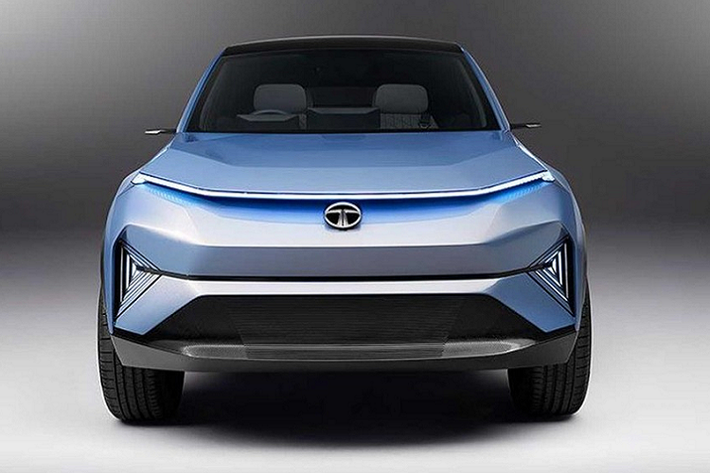 Mẫu concept thú vị này có tên là Tata Curvv chạy điện mới, đóng vai trò cái nhìn trước cho ngôn ngữ thiết kế trong tương lai của thương hiệu xe Ấn Độ và sẽ biến thành một mẫu xe sản xuất trong vòng hai năm tới.