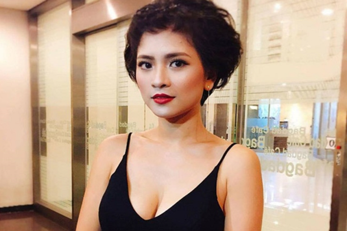 Là tuýp người phụ nữ thành đạt, thời trang của Thúy An trong phim vừa toát lên sự thanh lịch, trẻ trung lại hiện đại. Gu ăn mặc của người đẹp sinh năm 1989 nhận được nhiều lời khen của khán giả. Giống như Việt Hoa, Thúy An hiện cũng công tác tại Nhà hát Kịch Hà Nội. Ngoài ra, cô còn đóng phim truyền hình. Cô từng đảm nhận vai nữ chính trong phim nhựa Lạc lối của đạo diễn Phạm Nhuệ Giang – phim từng đoạt giải Cánh Diều Bạc năm 2014.