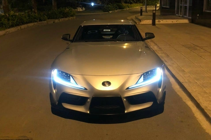 Nhắc đến những mẫu xe tốc độ đi vào huyền thoại có lẽ không thể nào bỏ qua được cái tên Toyota Supra của Nhật Bản, đây là niềm cảm hứng cho những ai mê drift hay mới tập quen với các mẫu xe thể thao.