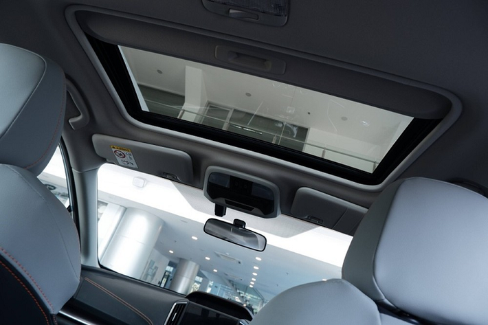 Dù ở phiên bản nào, Subaru XV 2022 tại Indonesia cũng dùng động cơ Boxer 4 xi-lanh, dung tích 2.0L, sản sinh công suất tối đa 154 mã lực và mô-men xoắn cực đại 196 Nm.