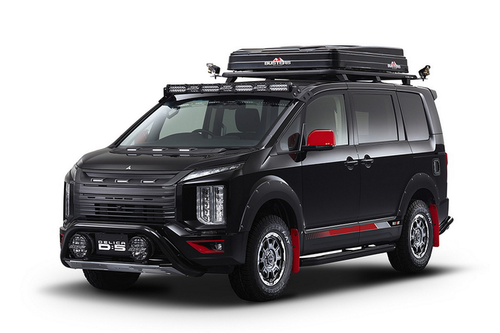 Tuy nhiên, cho dù mang trên mình nhãn hiệu Ralliart nhưng trên thực tế, thương hiệu không can thiệp vào nâng cấp hiệu năng của xe. Thương hiệu còn mang tới những mẫu xe được trang bị các nâng cấp giúp xe vượt địa hình là mẫu xe Outlander Wild Adventure Style và Delica D:5 Tough x Tough được trang bị các phụ kiện tập trung việc vượt địa hình và cắm trại.
