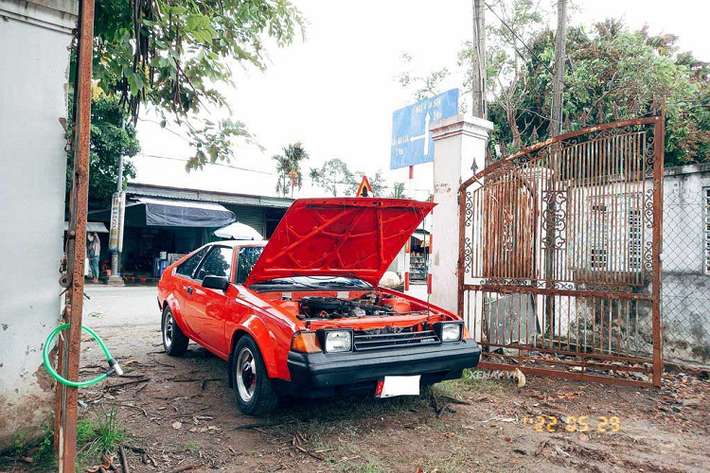 Toyota Celica đã trải qua 7 thế hệ và kết thúc vòng đời vào năm 2006 do doanh số thấp. Tại Việt Nam, mẫu Toyota Celica hàng hiếm với số lượng chỉ đếm trên đầu ngón tay và thường xuất hiện tại khu vực phía Nam, đa số là thế hệ thứ 5,6 và 7.
