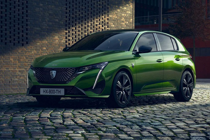 Theo một báo cáo từ Autocar, mẫu Peugeot E-308 chạy điện sẽ nằm trong phân khúc hạng C, dự kiến mở bán vào năm 2023. Báo cáo còn nêu chi tiết hệ thống truyền động điện của E-308 và phân biệt nó với mẫu E-208 hiện đã từng được giới thiệu trước đây.