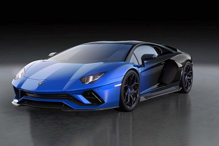 Theo kế hoạch, Lamborghini sẽ bắt đầu quá trình điện hóa toàn bộ dòng sản phẩm của mình trong năm 2023 và 2024, chấm dứt một thập kỷ đầy thành công của dòng xe thể thao Aventador. Hãng xe đến từ Ý sẽ tổ chức một buổi đấu giá cho chiếc Lamborghini Aventador LP 780-4 Ultimae Coupé cuối cùng, bên cạnh một NFT độc nhất được ra mắt dưới sự hợp tác của nhà sản xuất âm nhạc Steve Aoki, nghệ sĩ đương đại Krista Kim và đơn vị truyền thông [INVNT GROUP].