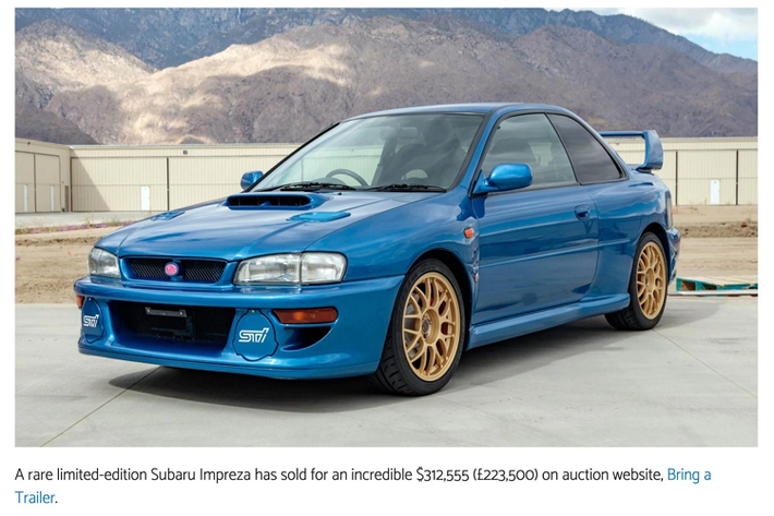 Subaru Impreza P25 sử dụng vật liệu tổng hợp cho phần mui xe, ngưỡng cửa, chắn bùn trước và sau, gương chiếu hậu, cánh lướt gió và cản va để giúp giảm trọng lượng xe xuống chỉ còn 1,2 tấn (2.645 lbs ), nhẹ hơn Impreza 22B nguyên bản có trọng lượng 1,245 tấn (2.745 lbs). Để “ép cân” cho Subaru Impreza P25, Prodrive còn cung cấp tùy chọn ghế đua carbon nhẹ.