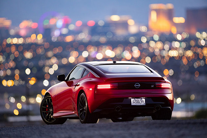 Ra mắt từ năm 1969, Nissan Z ở mỗi thế hệ đều có tên gọi riêng. Theo đó, thế hệ thứ nhất của xe được gọi là Nissan Fairlady Z và Datsun 240Z, 260Z, 280Z. Thế hệ thứ hai đổi tên thành Nissan Fairlady 280ZX.