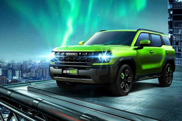 "Trái tim" của Haval Cool Dog là khối động cơ xăng 4 xi-lanh, tăng áp, dung tích 1.5L, tạo ra công suất tối đa 184 mã lực. Động cơ cho phép mẫu SUV cỡ C này đạt vận tốc tối đa 175 km/h. Dự kiến, giá xe Haval Cool Dog 2022 sẽ công bố tại Trung Quốc vào nửa đầu năm nay. Trước thời điểm đó, xe sẽ được trưng bày trong triển lãm Ô tô Bắc Kinh 2022 diễn ra vào tháng 4 tới.