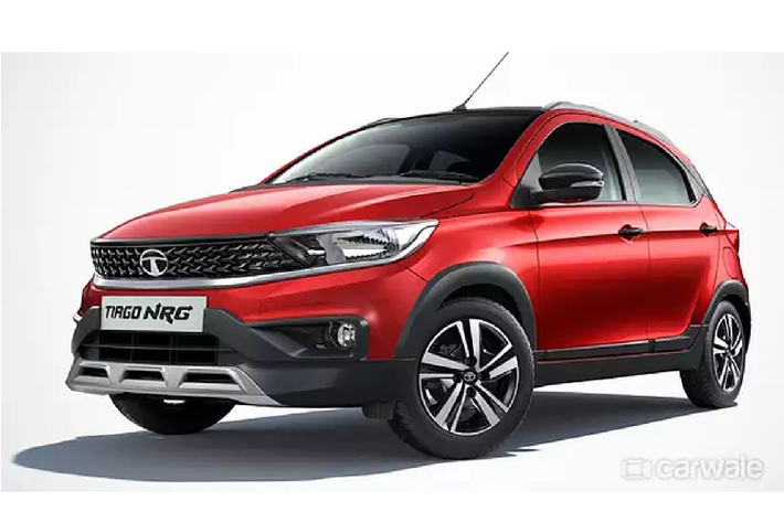 Tiago NRG XT 2022 mới có kích thước chiều dài x rộng x cao lần lượt là 3.793 mm x 1.655 mm x 1.587 mm, chiều dài cơ sở 2.400 mm và khoảng sáng gầm xe 180 mm. So với Tiago tiêu chuẩn, phiên bản này dài hơn 47mm, rộng hơn 18mm và cao hơn 52mm.