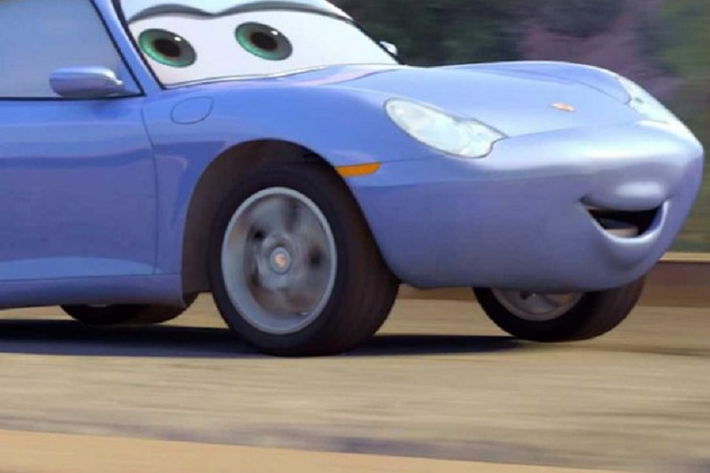 Để bổ sung cho siêu xe Porsche Sally Carrera độc nhất vô nhị, bộ phận Porsche Design cũng đang tạo ra một chiếc đồng hồ độc quyền để đi kèm với chiếc 911 khi nó được bán đấu giá. Tất nhiên, nó sẽ có kiểu dáng độc đáo của chiếc xe và có nhiều bộ phận được thiết kế riêng để tạo nên một sự bổ sung đặc biệt và có một không hai cho dự án.