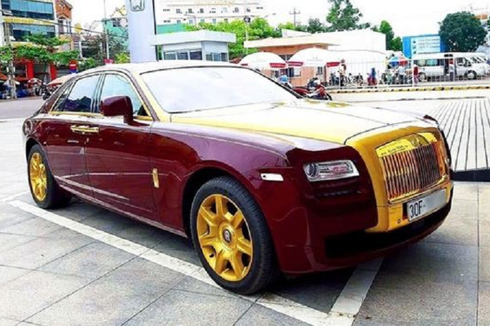 Ngân hàng TMCP Đầu tư và Phát triển Việt Nam (BIDV) chi nhánh Quy Nhơn vừa qua đã tiến hành thu giữ tài sản bảo đảm của Công ty cổ phần Xây dựng FLC Faros để xử lý nợ. Cụ thể, tài sản này là một ôtô con 5 chỗ hiệu Rolls-Royce Ghost của ông Trịnh Văn Quyết theo giấy chứng nhận đăng ký ôtô số 474115 do CA- Hà Nội cấp ngày 26/5/2018; biển số: 30F-187.88.