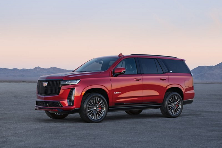 Nhìn chung, dòng sản phẩm Cadillac Escalade-V 2023 mới của thương hiệu đình đám xứ cờ hoa sẽ có thiết kế táo bạo, động cơ mạnh mẽ và công nghệ tiên tiến.