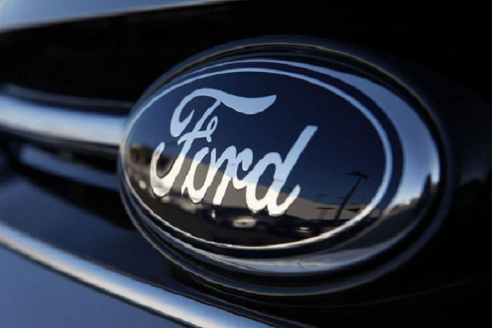 Hiện tại, các khách hàng muốn sở hữu các xe "hot" của thương hiệu Ford mà chưa kịp đặt hàng chỉ còn 2 phương án: chấp nhận giá bán kèm "lạc" rất cao tại đại lý hoặc chờ đến năm 2023.