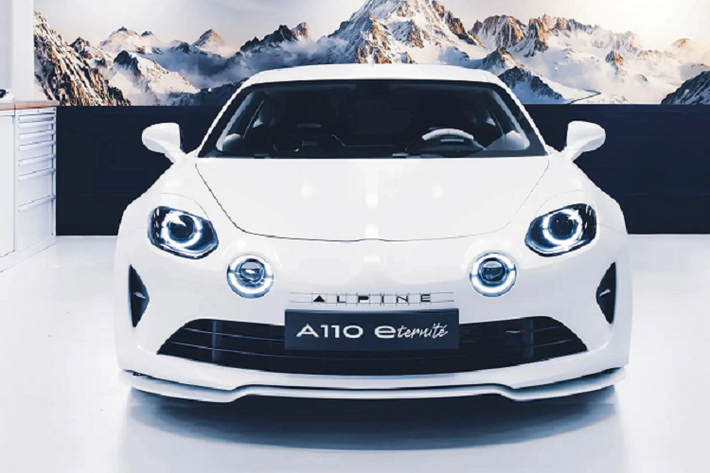 Thử thách lớn nhất của Alpine là gia tăng hiệu năng vận hành nhưng trọng lượng xe phải nhẹ nhất có thể.