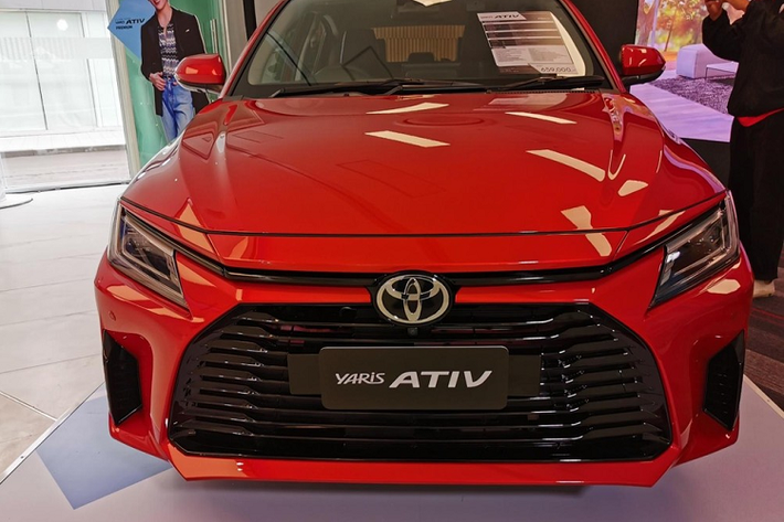 Đúng như thông tin từ trước đó, ngày 9/8/2022 vừa qua, hãng Toyota đã chính thức giới thiệu thế hệ mới của dòng xe Yaris Ativ ở thị trường Thái Lan - Toyota Vios 2023 mới.