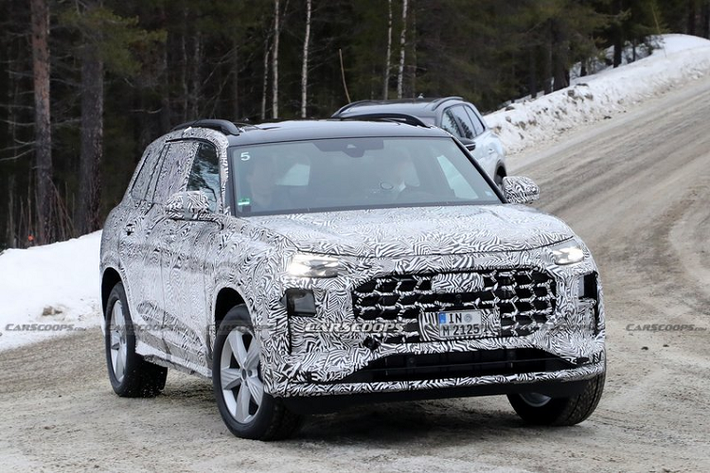 Dự kiến sử dụng phiên bản XXL của kiến trúc MQB (tương tự Volkswagen Atlas), Audi Q9 hứa hẹn sẽ mang đến một khoang cabin rộng rãi và đầy tiện nghi cao cấp, đủ để gây sức ép lên đối thủ BMW X7 và Mercedes-Benz GLS.