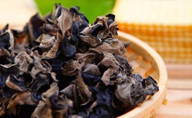 Nếu bạn ăn mộc nhĩ thường xuyên sẽ có thể loại bỏ bớt lượng chì trong cơ thể và các chất độc hại khác. Ảnh: khoahoc.